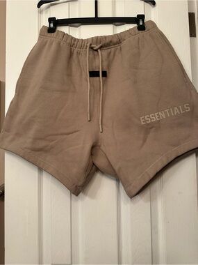 ESSENTIALS Men’s dusty beige Drawstring Shorts